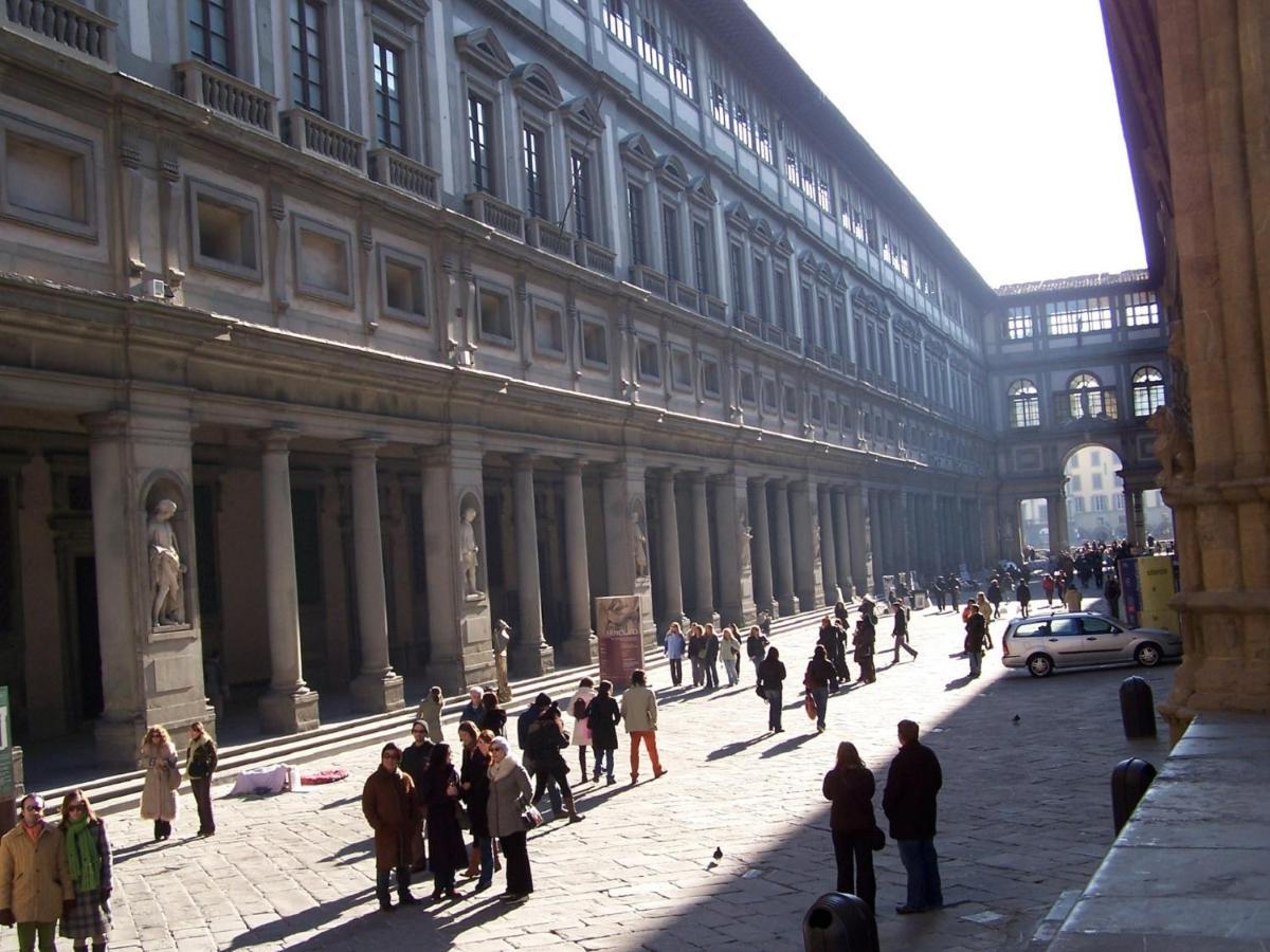 Uffizi - Flo Apartments Florenz Exterior foto